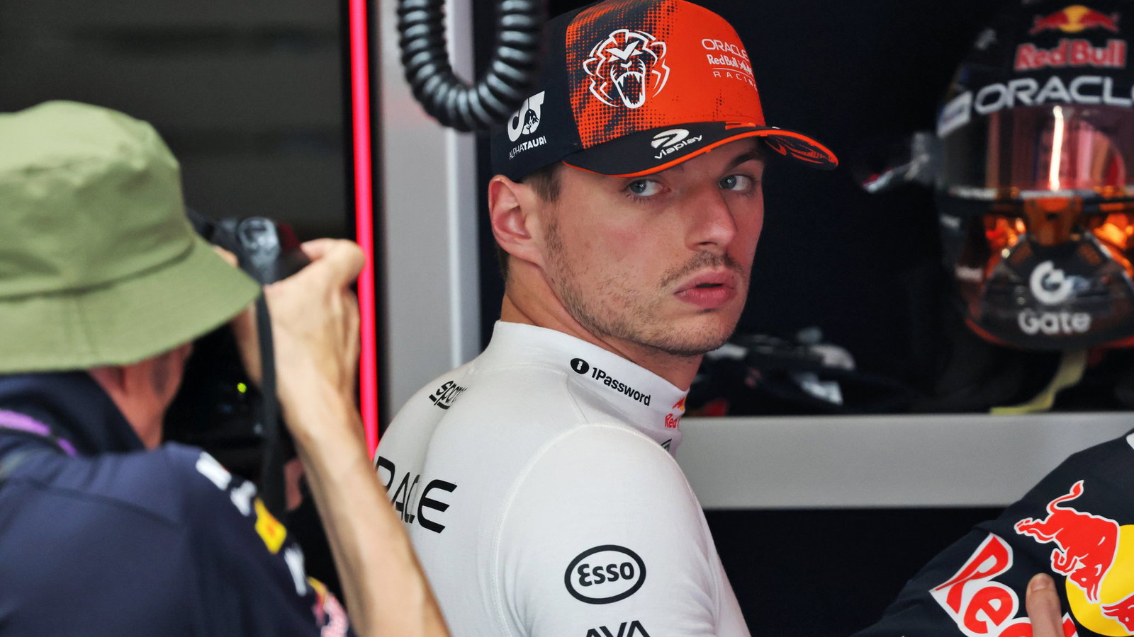 Red Bull boss shares update on Verstappen's future amid McLaren whispers thumbnail