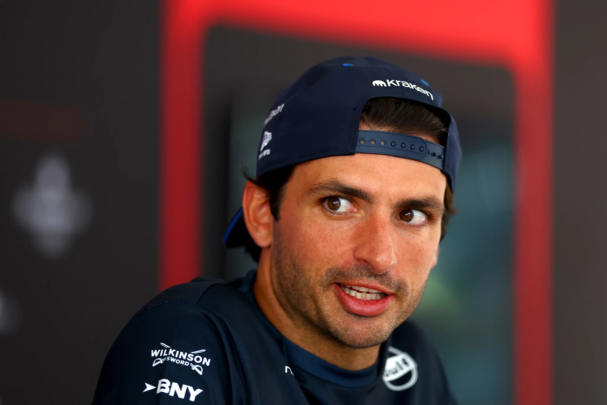 Sainz asserts his commitment to Williams for future seasons source thumbnail
