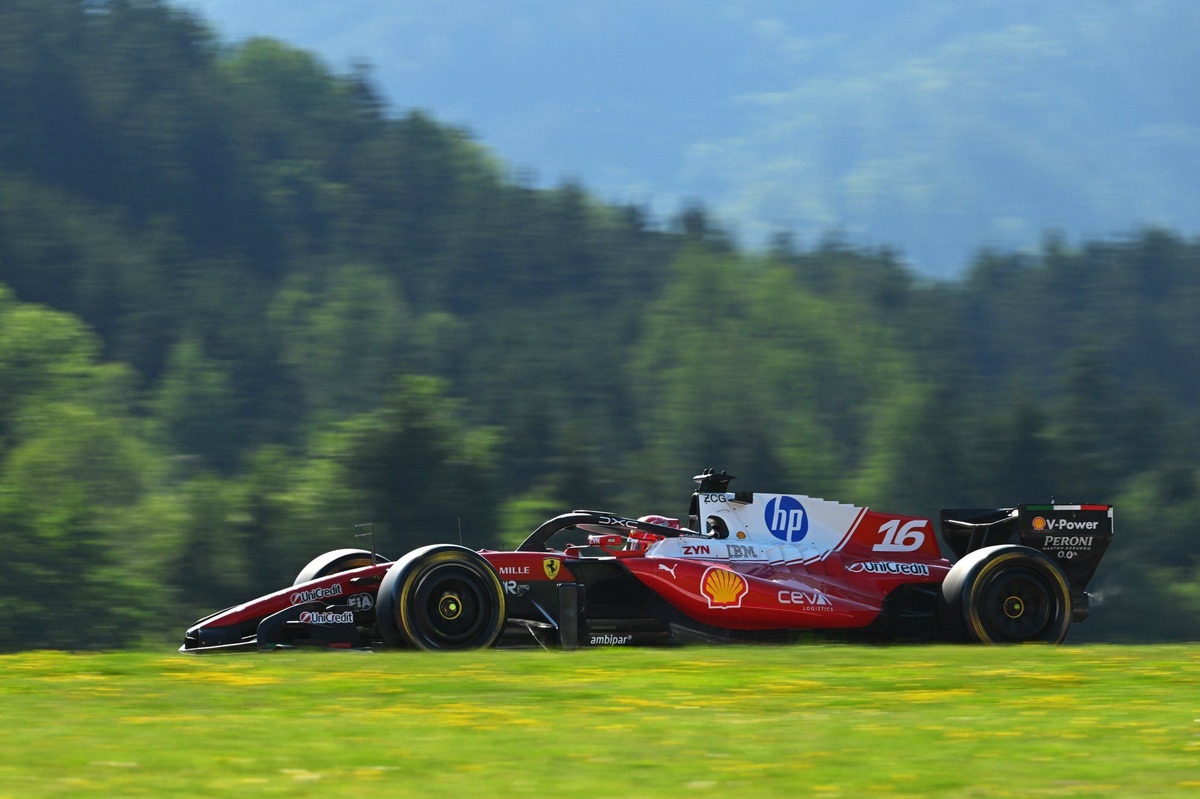 Ferrari "far away" from Barcelona repeat after "difficult" Austria F1 practice source thumbnail