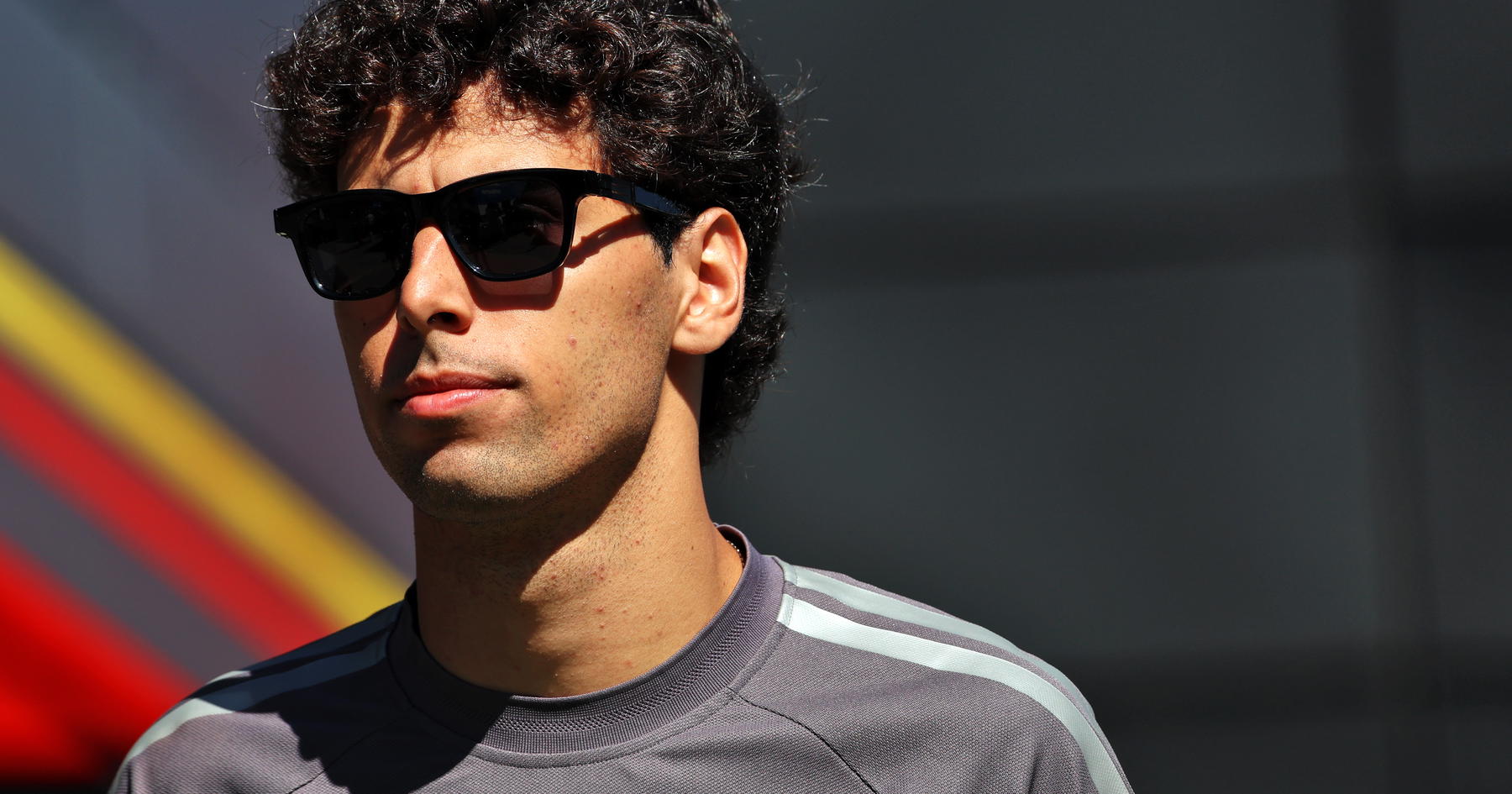 Gabriel Bortoleto issues order to outspoken F1 rivals: 'That's life' source thumbnail
