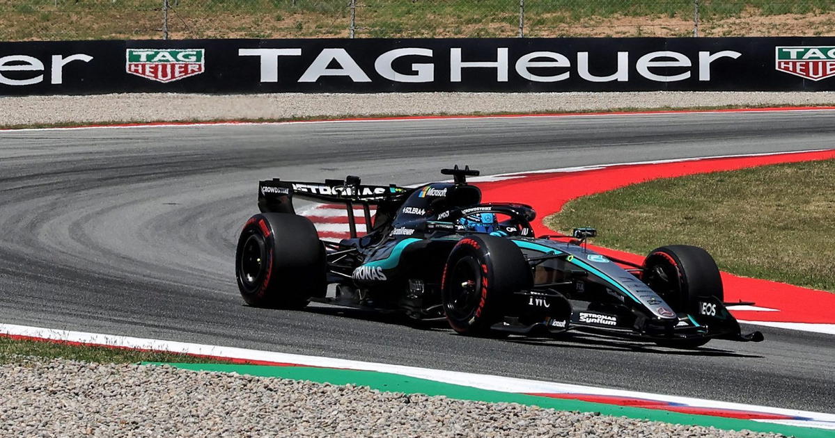 George Russell on top ahead of qualifying as Kimi Antonelli faces investigation thumbnail
