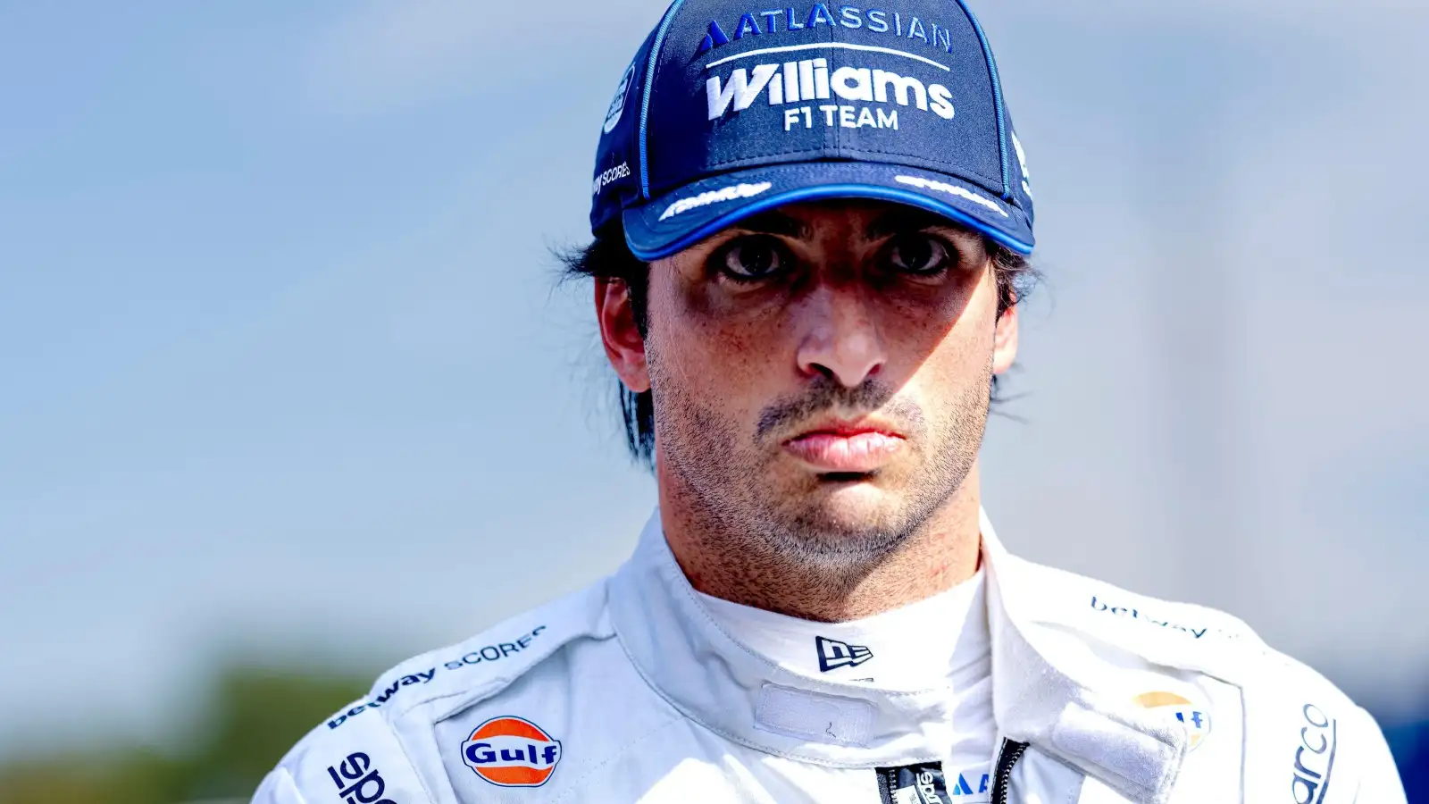 Carlos Sainz ‘down a cul-de-sac' as Brundle weighs in on ‘stalling’ F1 career thumbnail