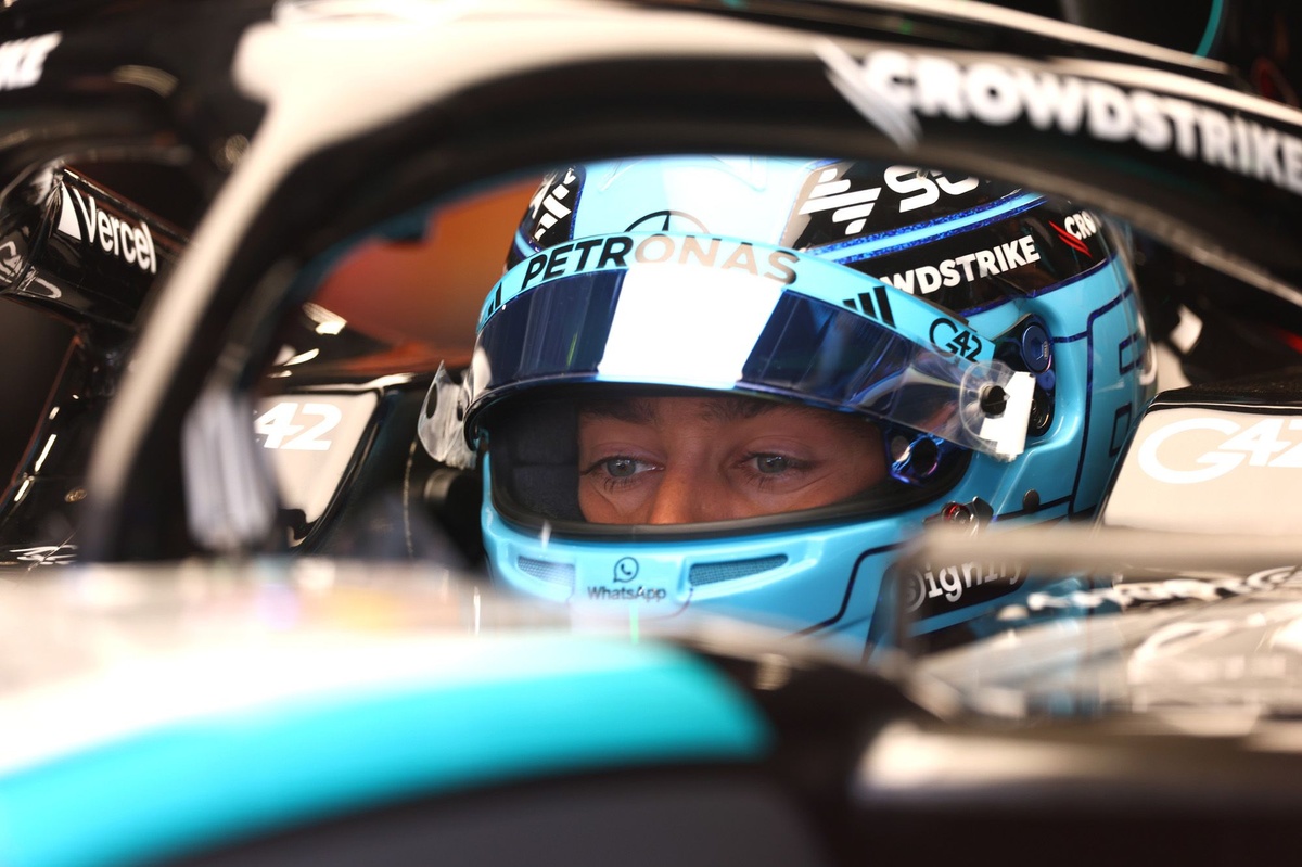 George Russell beyond 'disappointed' after tough F1 Hungarian GP source thumbnail