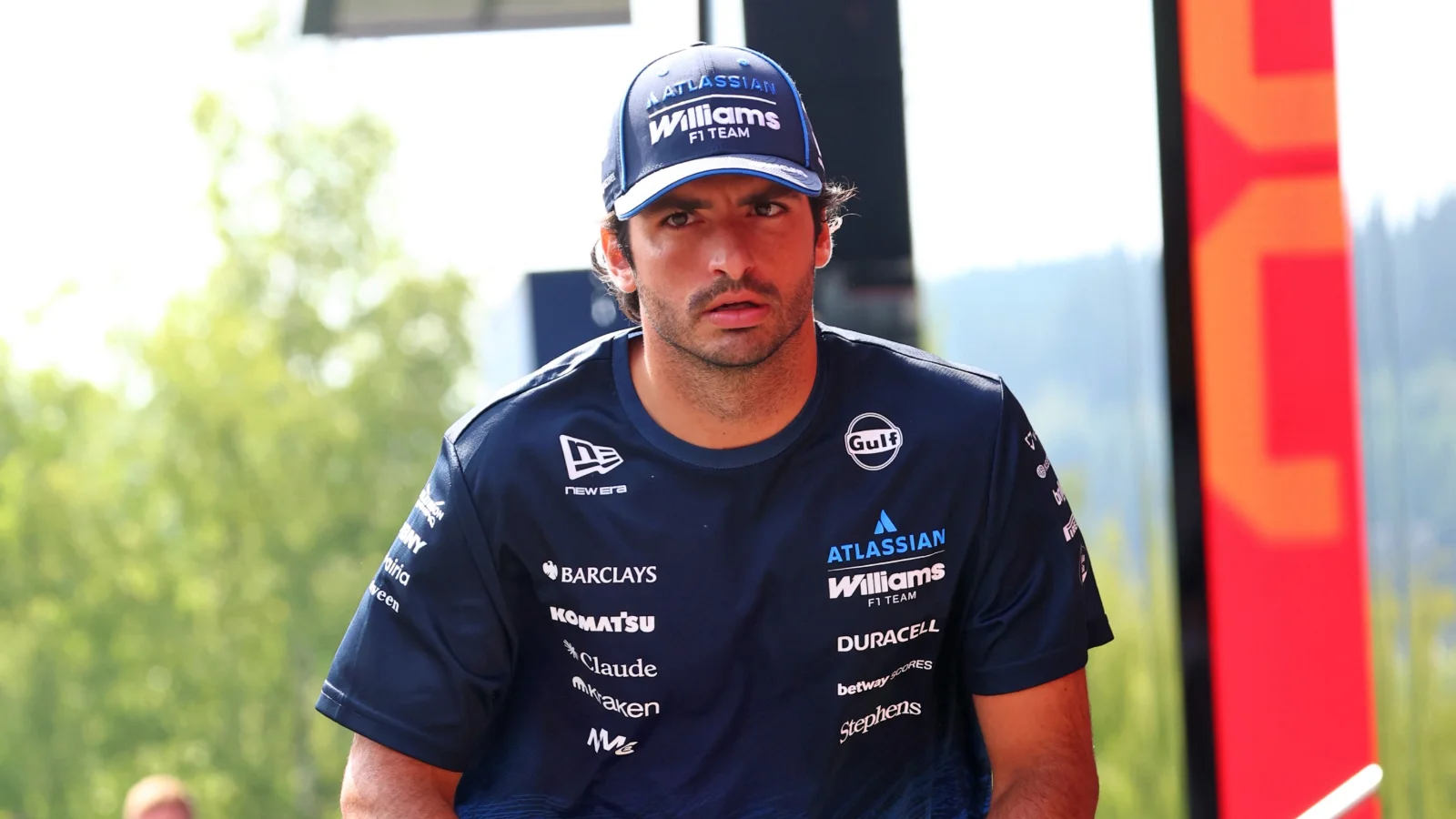 Carlos Sainz urges review on F1 regs with scathing ‘not good enough' verdict source thumbnail