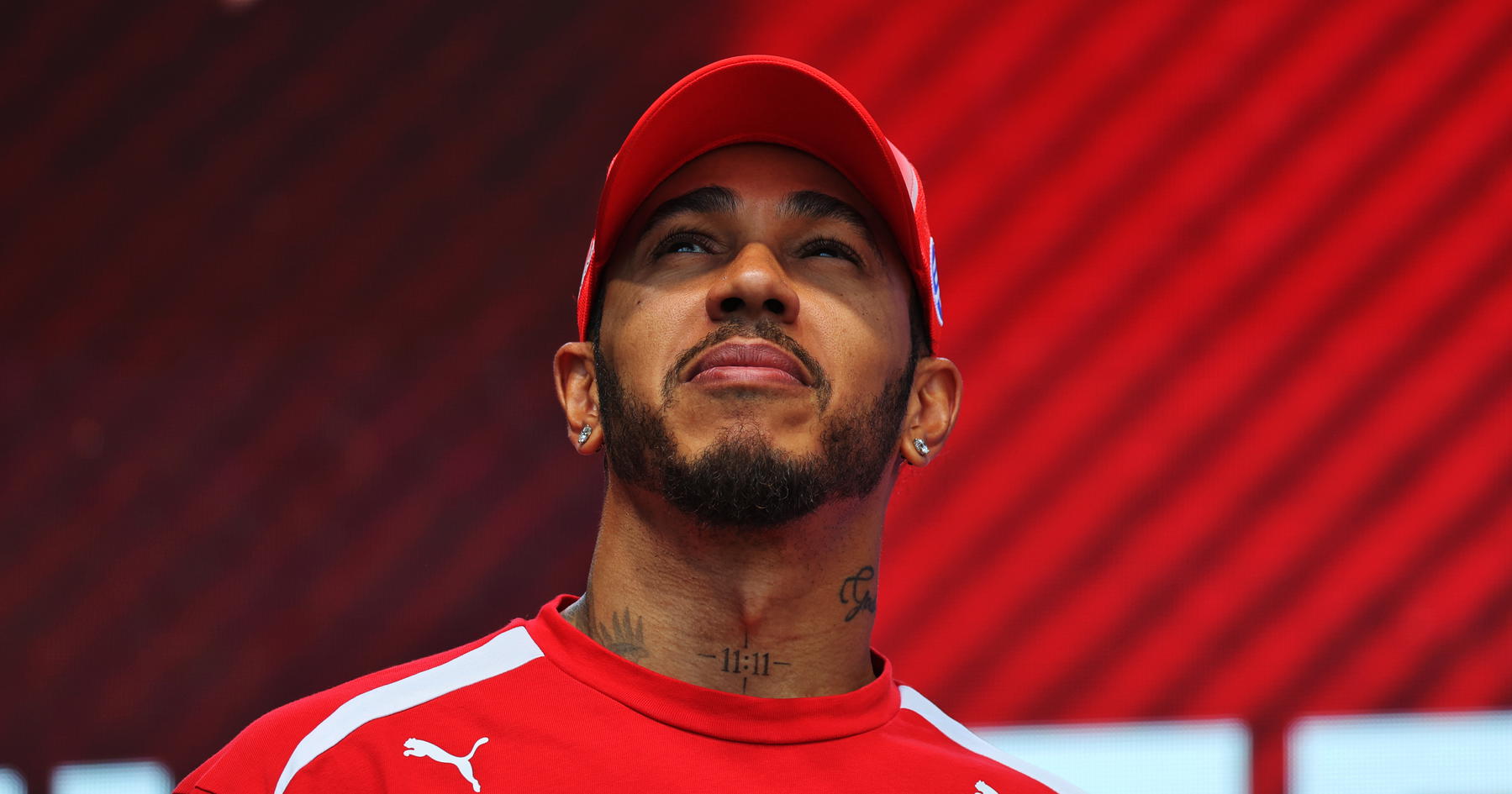 Lewis Hamilton names 'pressure' thrill missing from F1 combat source thumbnail
