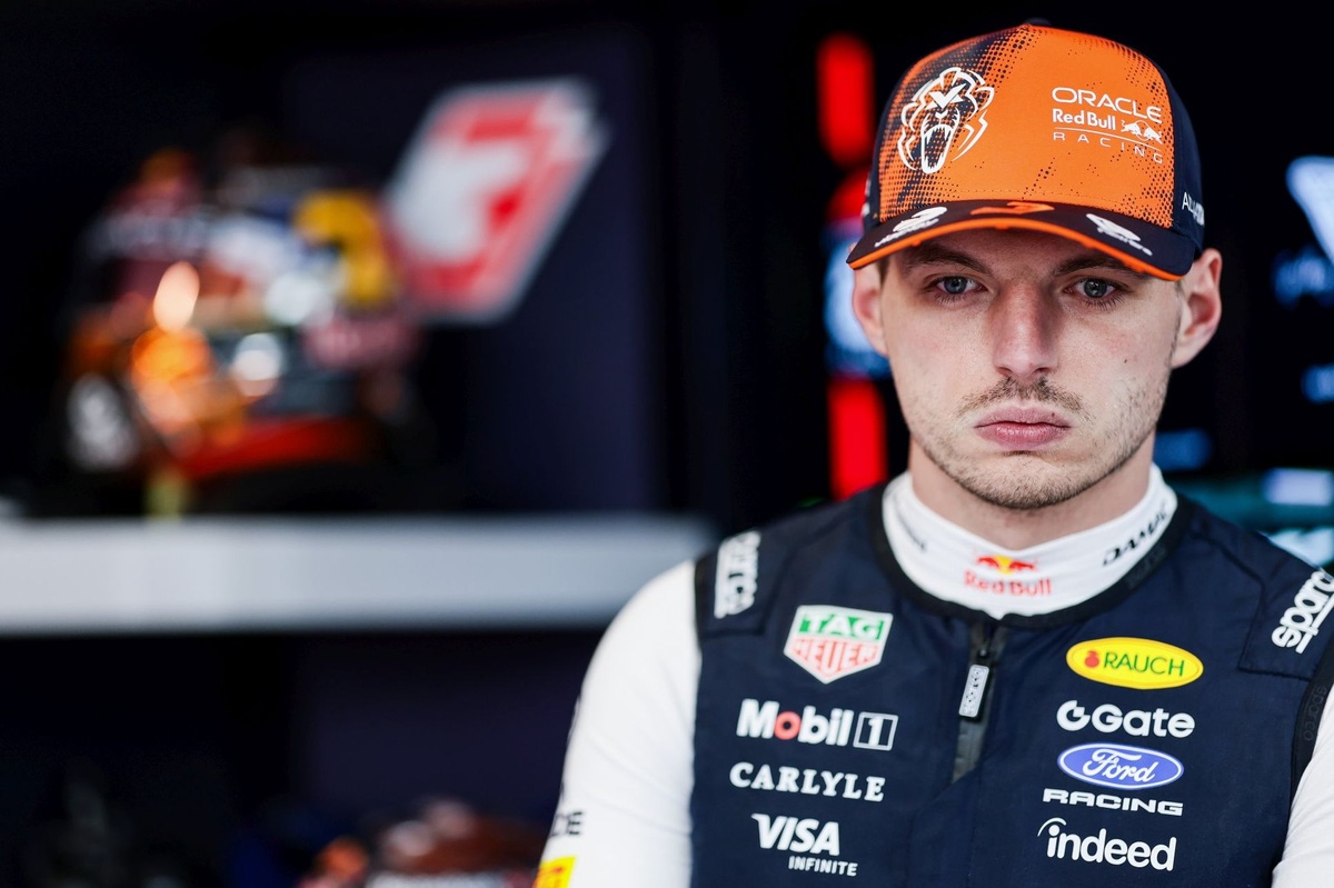 Max Verstappen criticises F1 Lego parade: "Drivers should not look like kids or clowns" source thumbnail