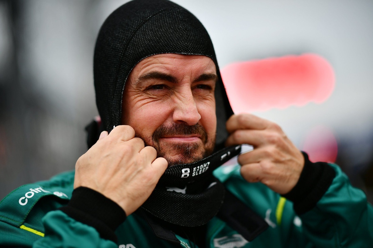Why Fernando Alonso is “at peace” over Aston Martin not ‘wasting money' on small F1 car upgrades source thumbnail