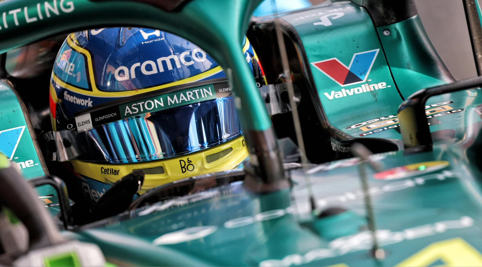 Fernando Alonso reveals Adrian Newey ‘debates' with over AMR26 source thumbnail