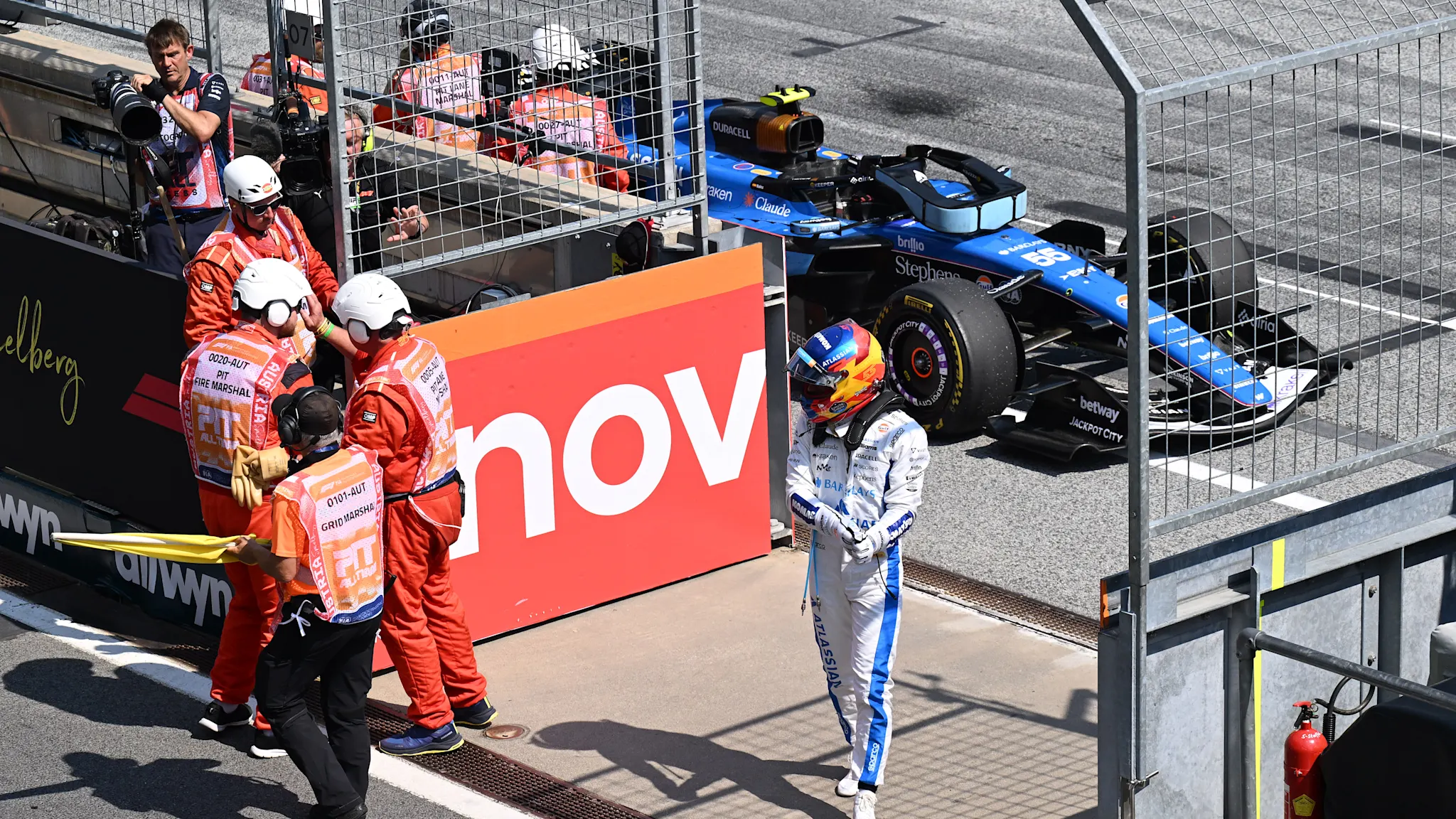 Williams Austria performance 'not good enough' – Sainz source thumbnail