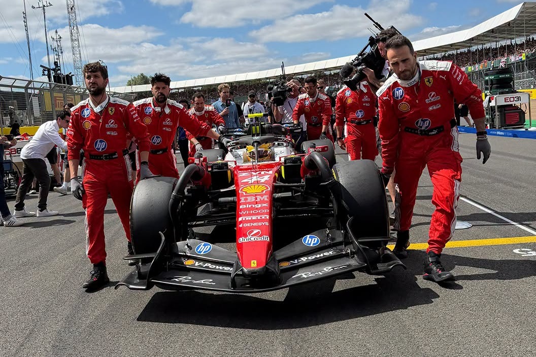 Hamilton ‘impressed' by Ferrari reliability – sees trouble for Mercedes thumbnail