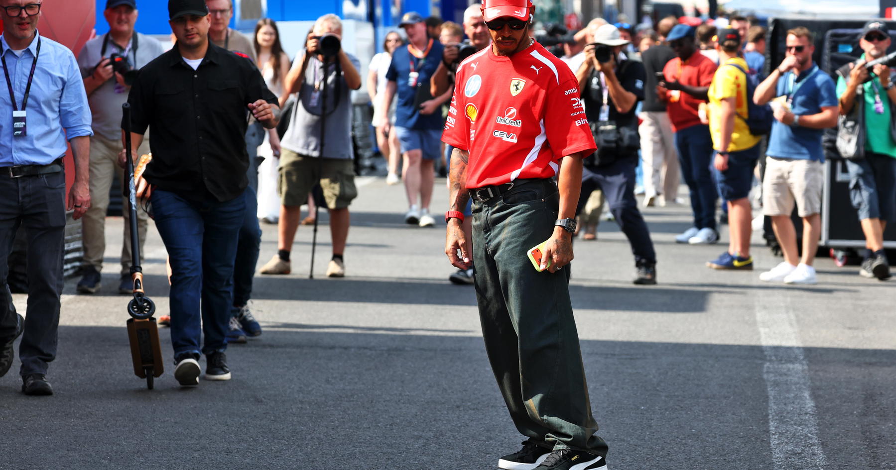 Lewis Hamilton hails Ferrari work rate in Mercedes pursuit source thumbnail