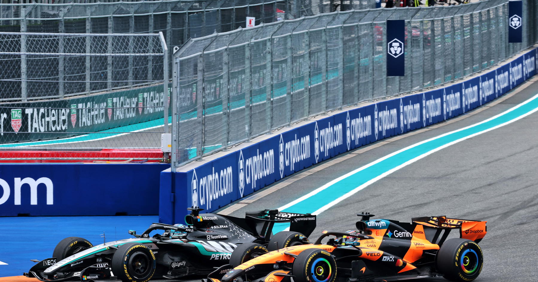 Oscar Piastri issues McLaren hammer blow in Mercedes pursuit source thumbnail