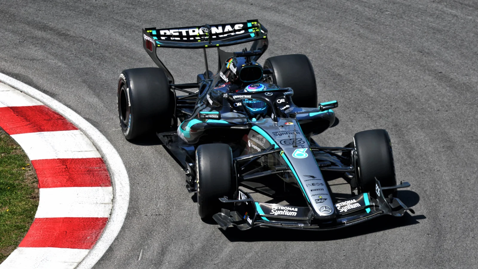 George Russell takes dominant Sprint pole position for F1 Canadian GP thumbnail