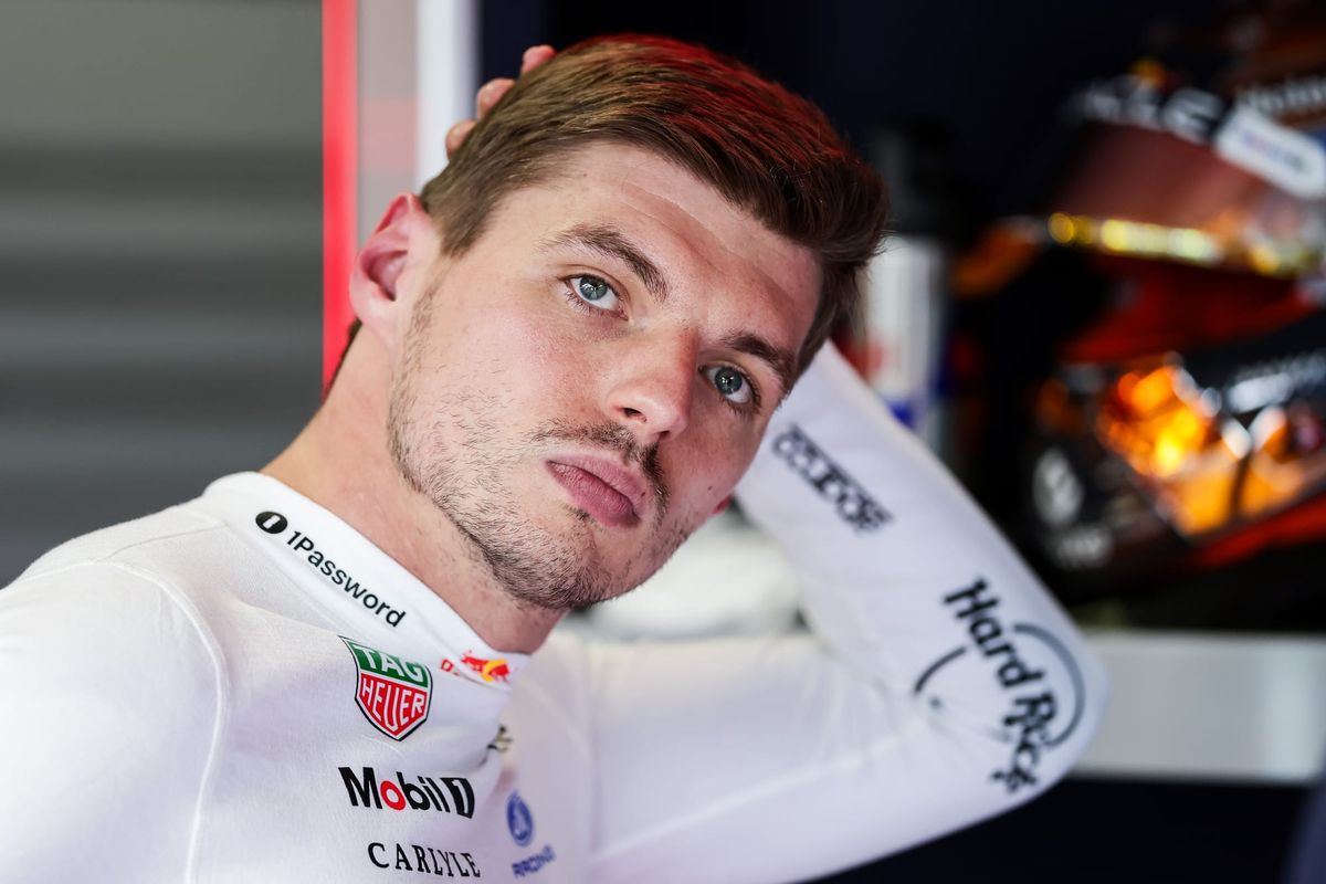 'Quite crazy' - Verstappen baffled by crash response thumbnail