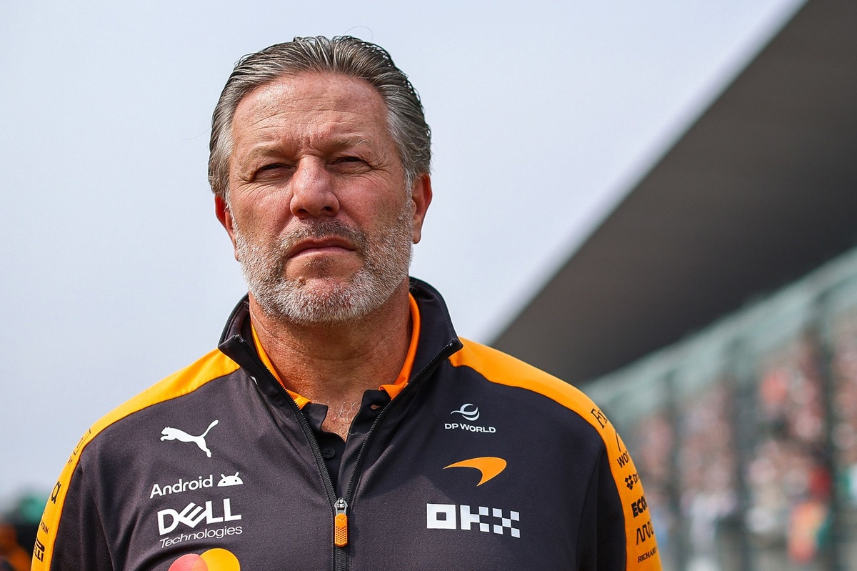 Zak Brown writes to FIA over Mercedes-Alpine ownership concerns thumbnail
