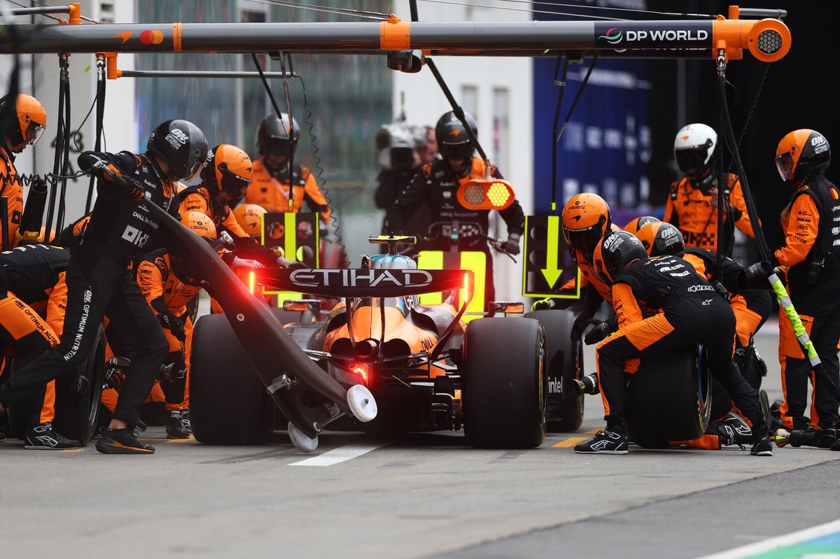 Chris Harris backs McLaren Canada tyre logic but flags major strategy error thumbnail
