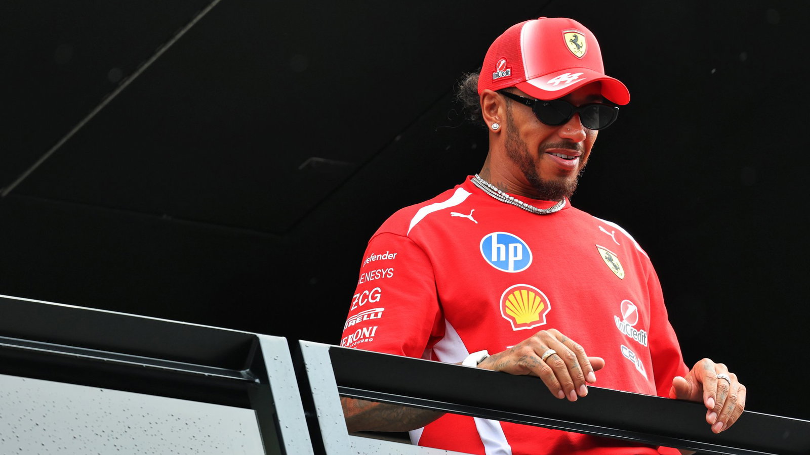Lewis Hamilton's verdict on F1 rival Max Verstappen's Red Bull extension thumbnail