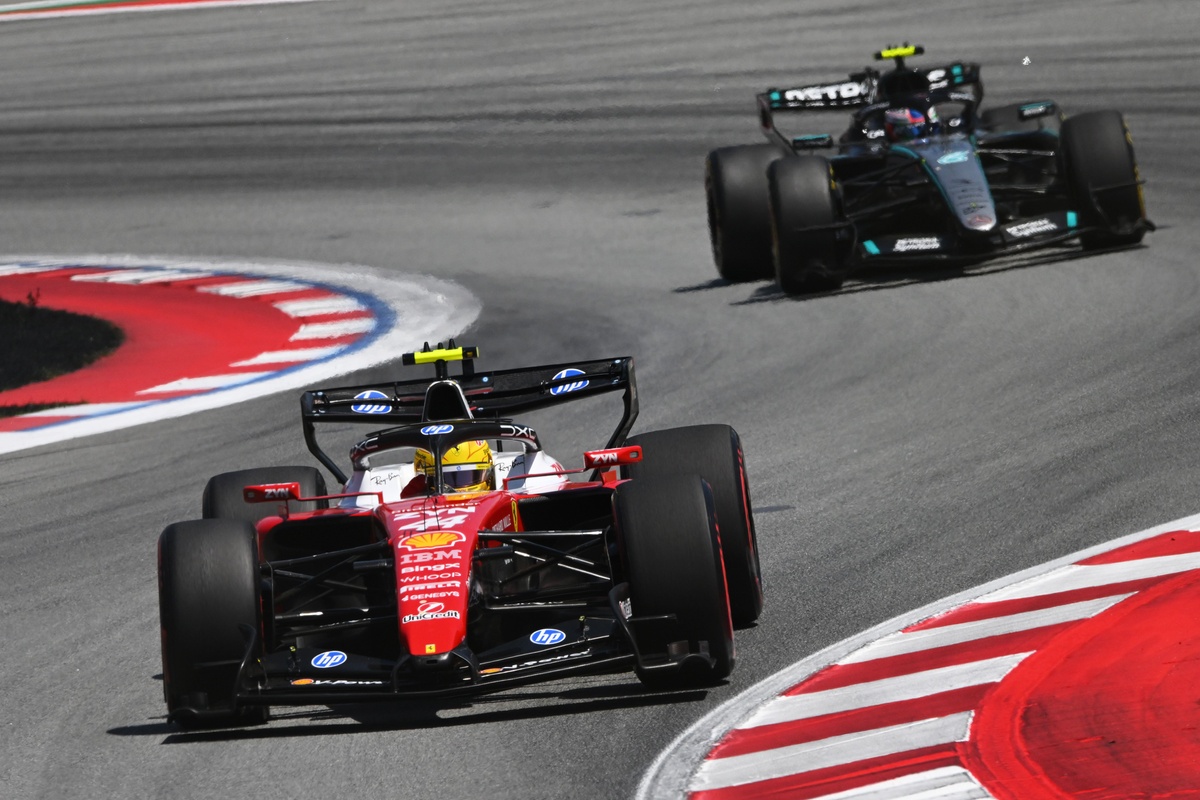 How Ferrari built the perfect trap to beat Mercedes at the Barcelona GP thumbnail