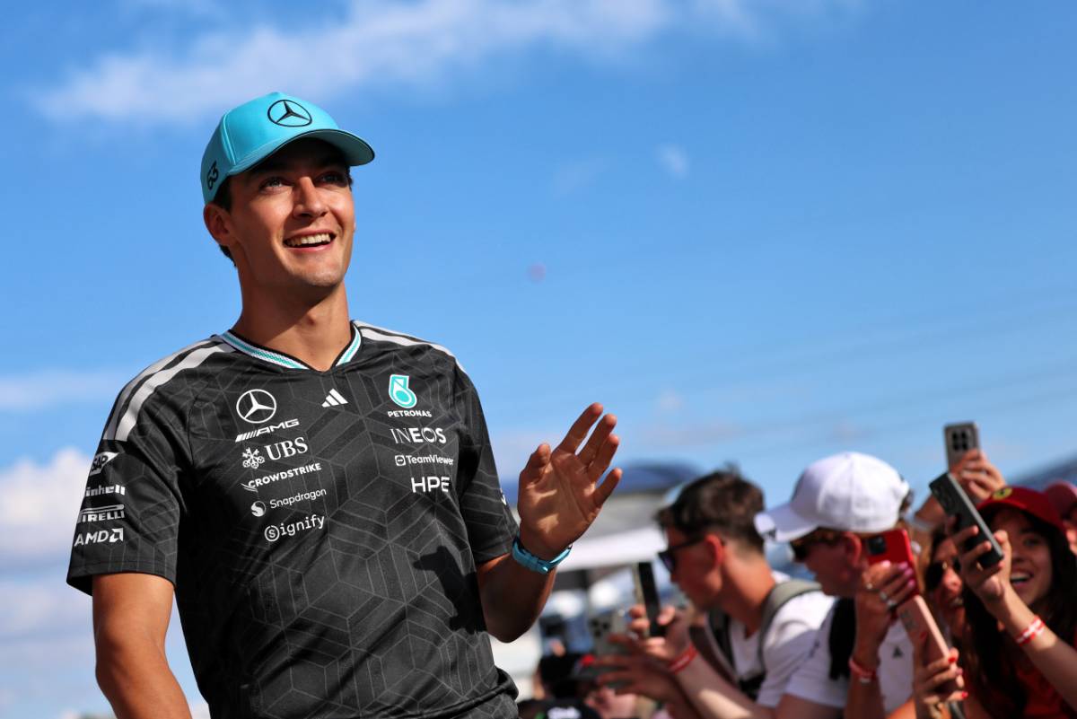 Russell relieved as Mercedes identifies cause of deployment issues thumbnail