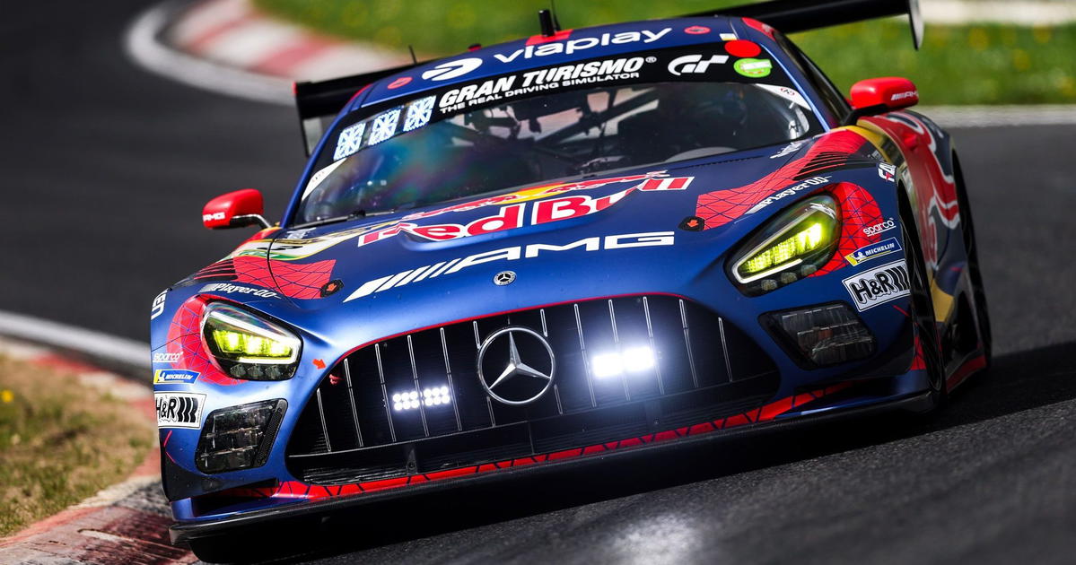 Max Verstappen makes immediate impression in Nürburgring qualifying practice source thumbnail