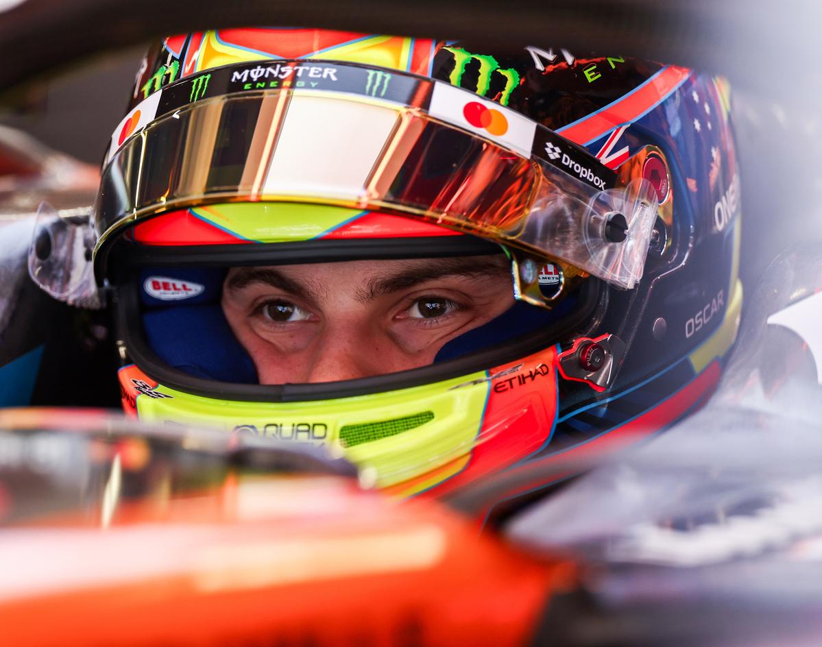 Piastri seeking answers to ‘surprising' Barcelona struggles source thumbnail