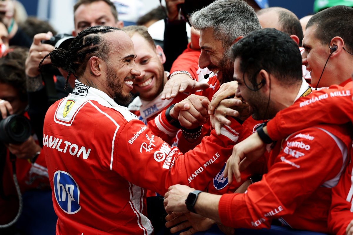 Who slept best last night: Lewis Hamilton thumbnail