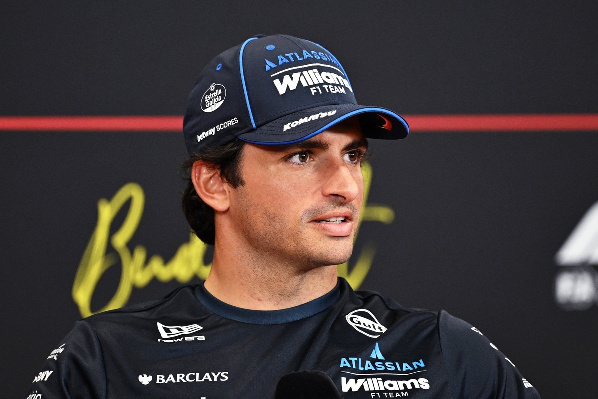 Carlos Sainz makes sobering Williams prediction before arrival of major upgrades source thumbnail