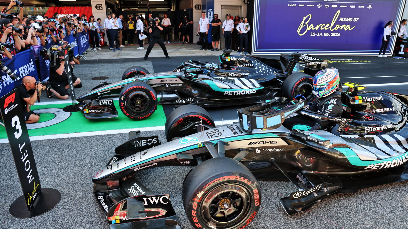 F1 Barcelona strategy chaos predicted amid “double deg” fears source thumbnail