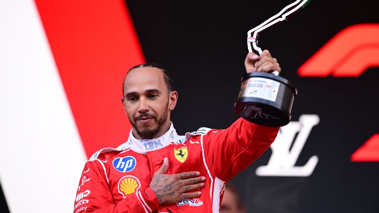 Lewis Hamilton on 'happier' year with Ferrari: 'Have to remind people who I am' thumbnail