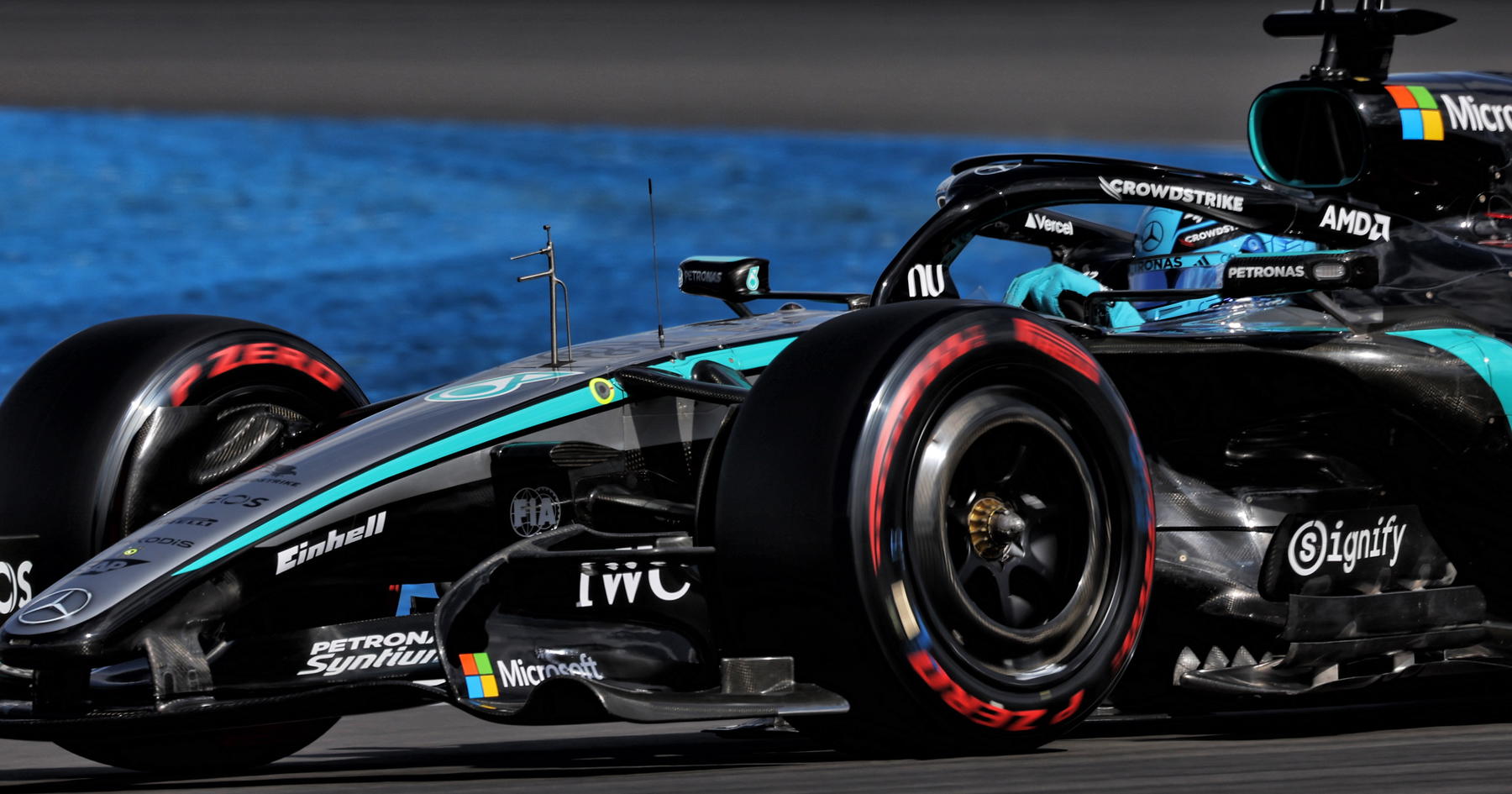 Mercedes and Williams complete first day of important F1 test source thumbnail