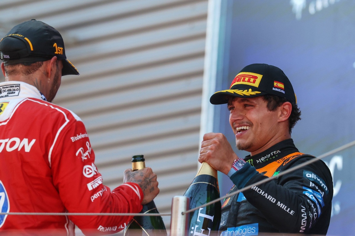 Lewis Hamilton's Barcelona GP win a "middle finger" to doubters - Lando Norris source thumbnail