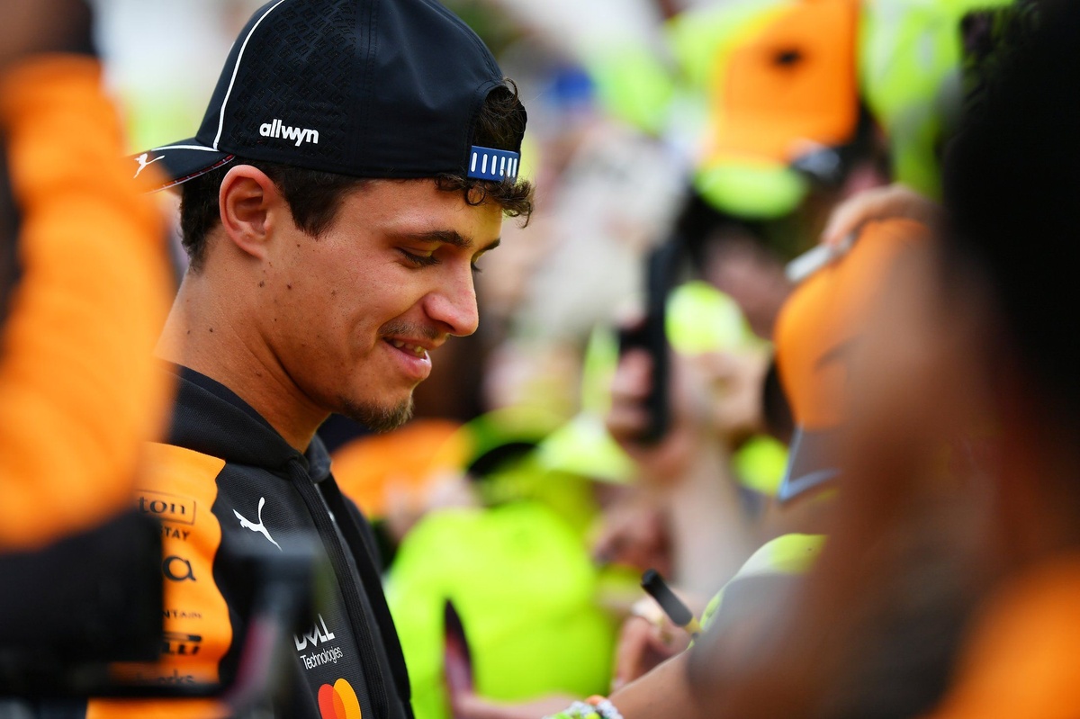Lando Norris reflects on childhood dream during Goodwood Festival of Speed balcony celebration source thumbnail