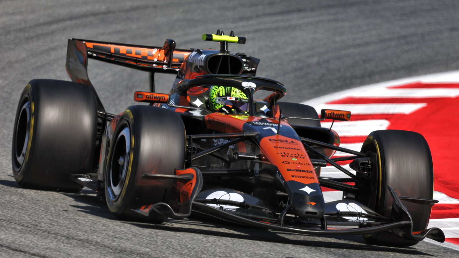 Norris pips Russell as McLaren strikes back in Barcelona practice thumbnail