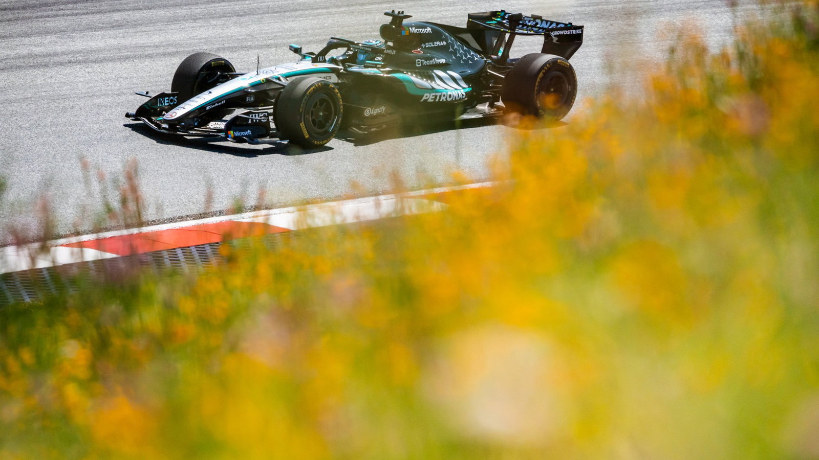Which F1 rival is worrying George Russell and Mercedes in Austria source thumbnail