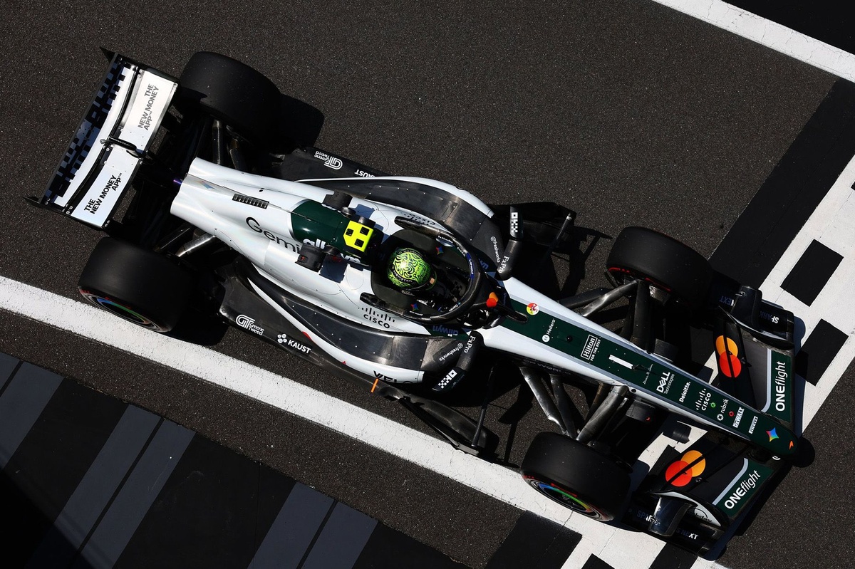 Why McLaren won't have Mercedes' new power unit for F1 British Grand Prix thumbnail