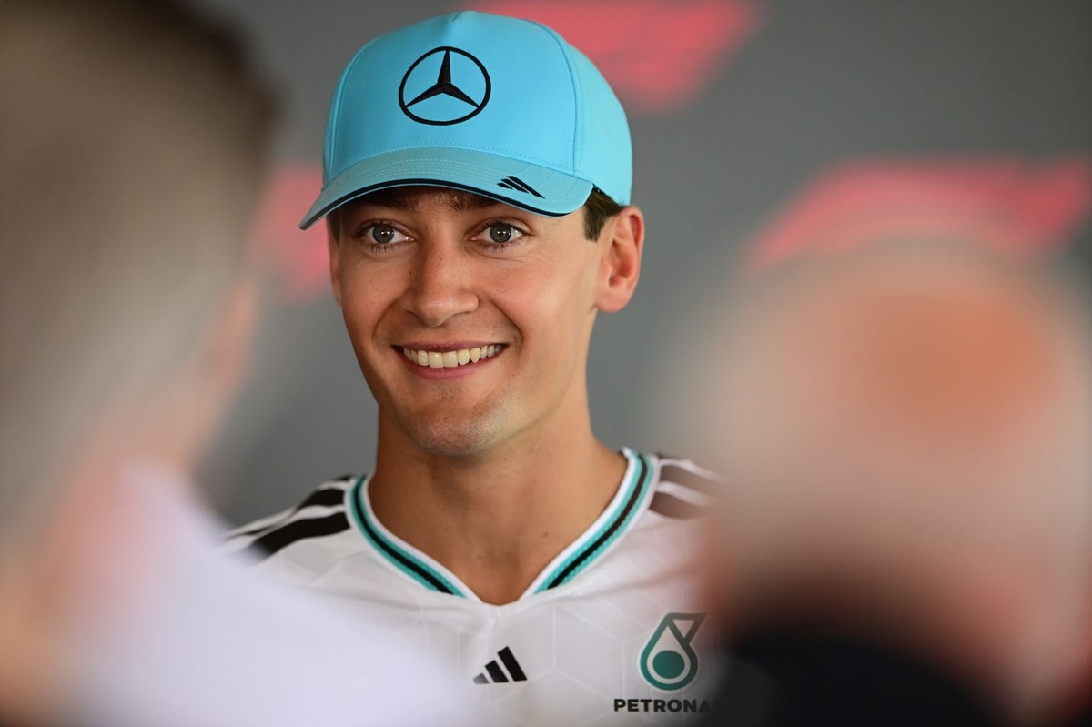 What George Russell is doing to save his spiralling 2026 F1 season thumbnail