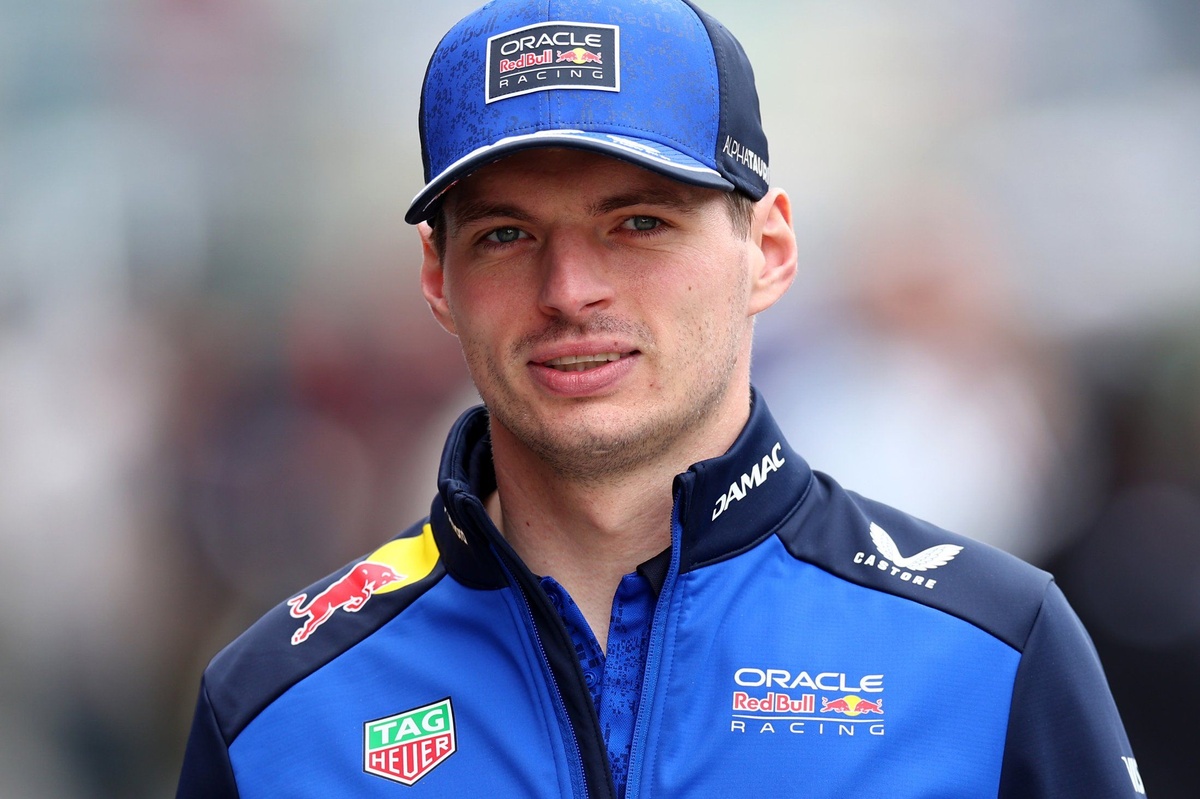 Red Bull boss insists Max Verstappen is "fully committed" despite 2026 F1 frustrations source thumbnail