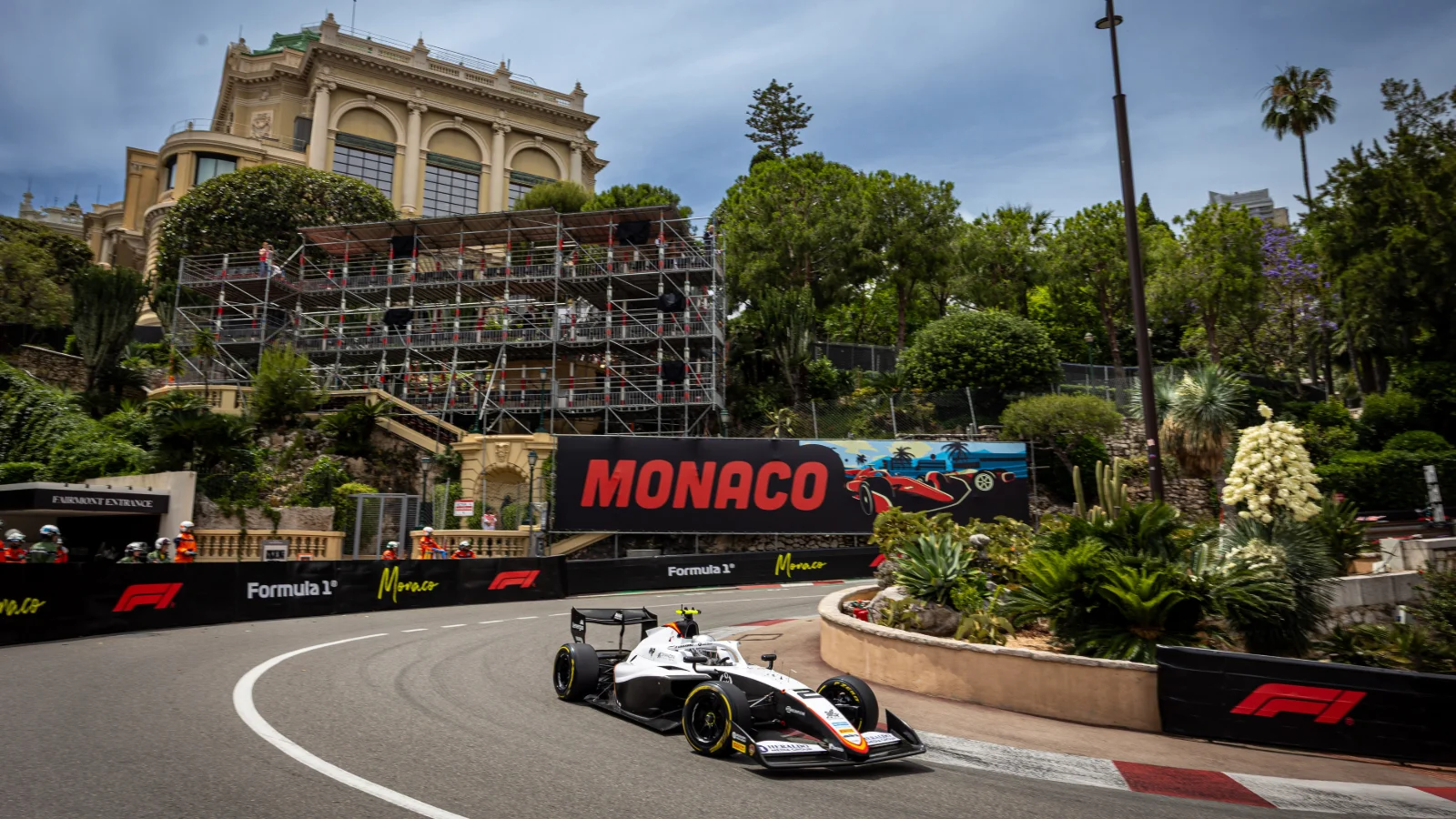 Helmut Marko issues blunt F1 wish amid ongoing Mercedes dominance source thumbnail