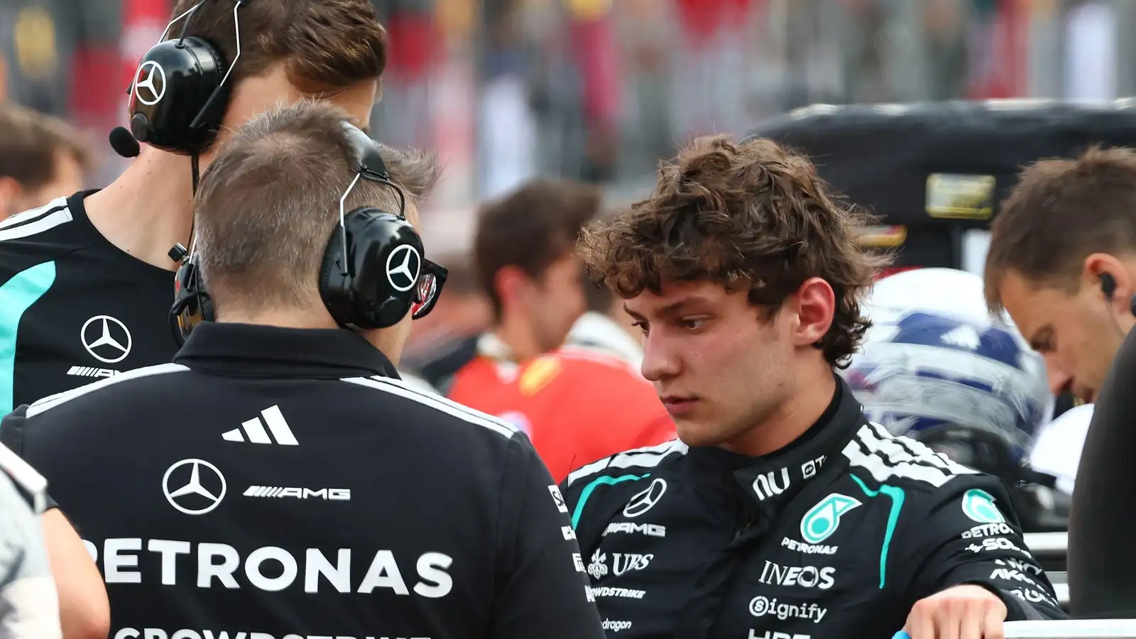 Kimi Antonelli admits Monaco GP fear as Lewis Hamilton threatened restart upset source thumbnail