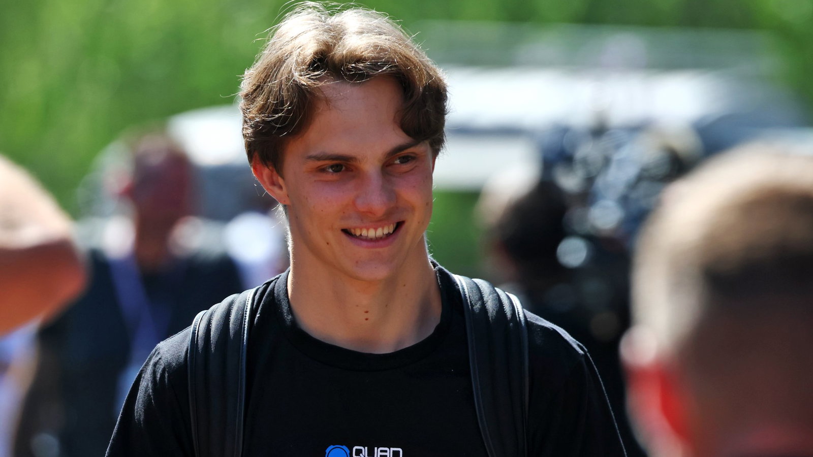 Oscar Piastri shuts McLaren door on Max Verstappen with F1 2027 claim thumbnail