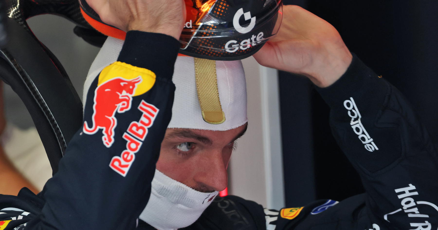Max Verstappen reveals confusion after shock qualifying crash source thumbnail