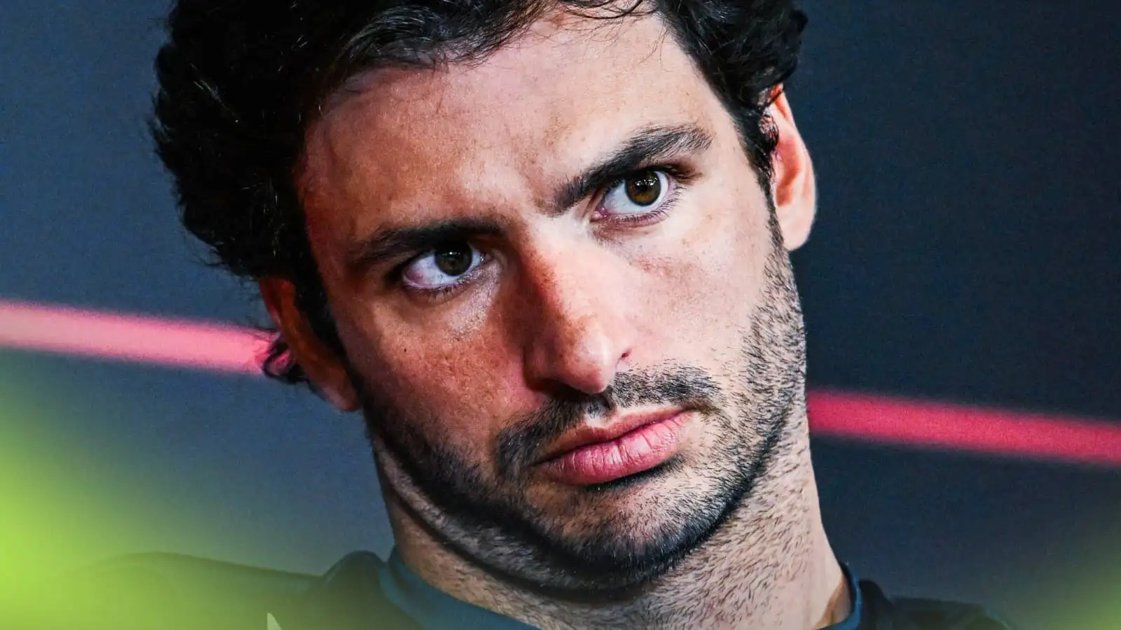 Carlos Sainz joins Fernando Alonso in F1 upgrade mystery source thumbnail