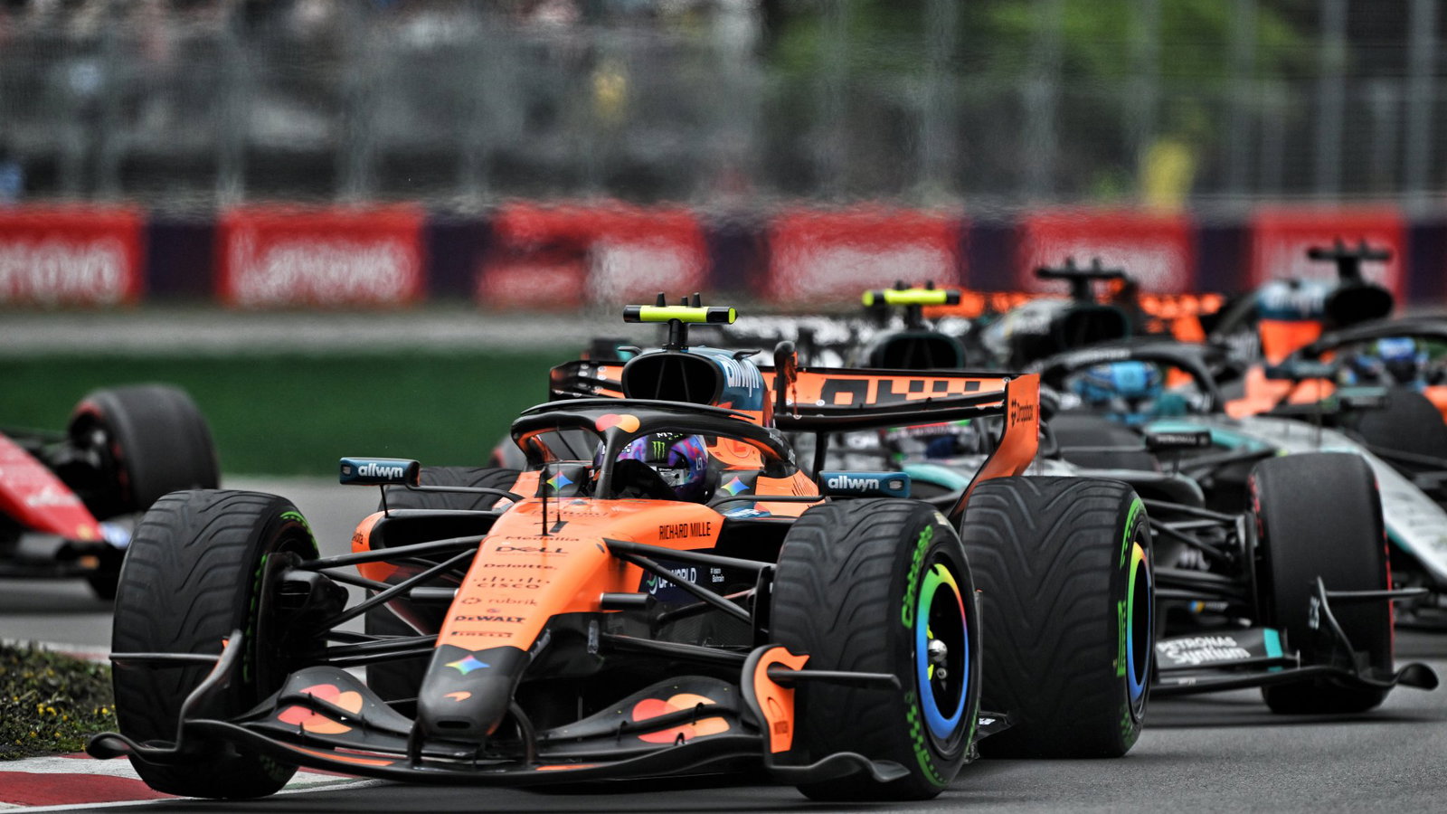 Why McLaren made its bold Canada F1 tyre choice, and why it looked worse than it was thumbnail