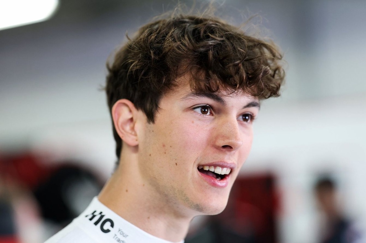 Oliver Bearman admits "wrong mindset" was behind difficult start to F1 rookie season source thumbnail