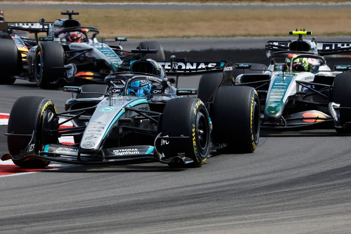 How the more technical F1 2026 regulations hinder customer teams thumbnail