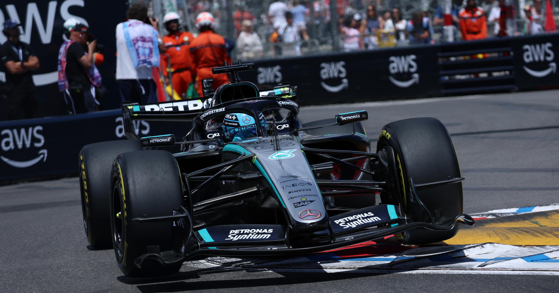 Mercedes punished after George Russell F1 rule break source thumbnail