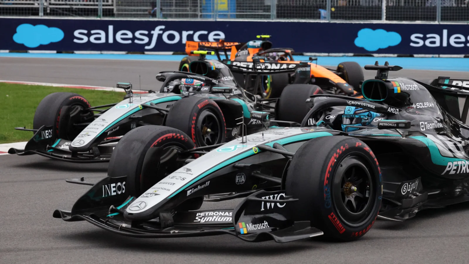 Kimi Antonelli issues ‘cool' George Russell battle regret as F1 title lead increases source thumbnail
