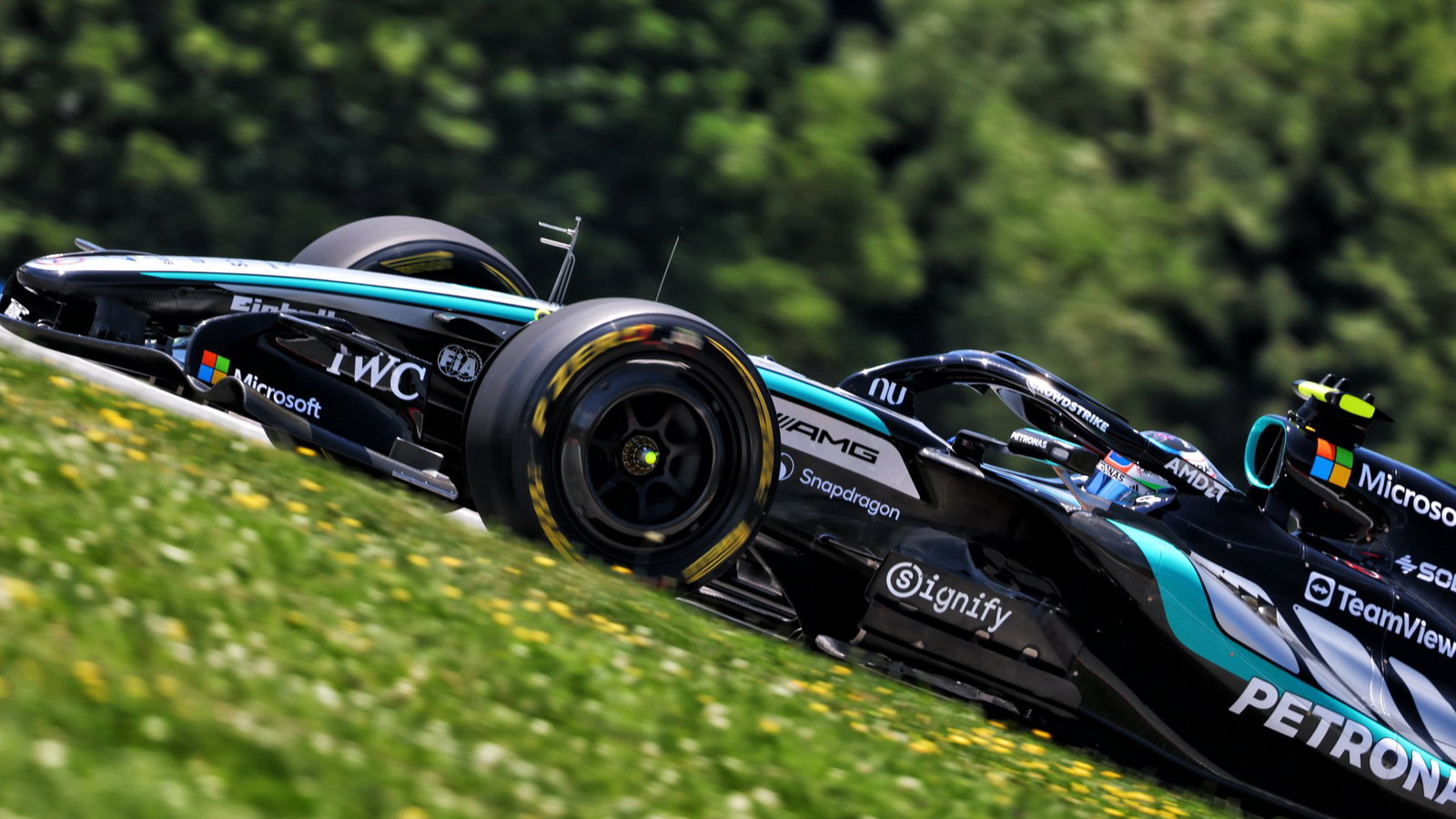 Antonelli fastest as Red Bull, Norris hit trouble in Austria F1 practice thumbnail