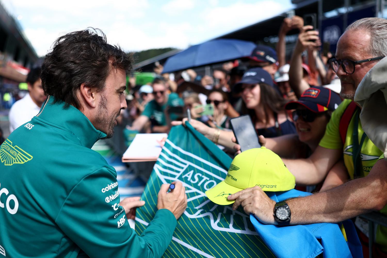 Alonso slams ‘borderline abuse' of Aston Martin – hints at F1 future thumbnail