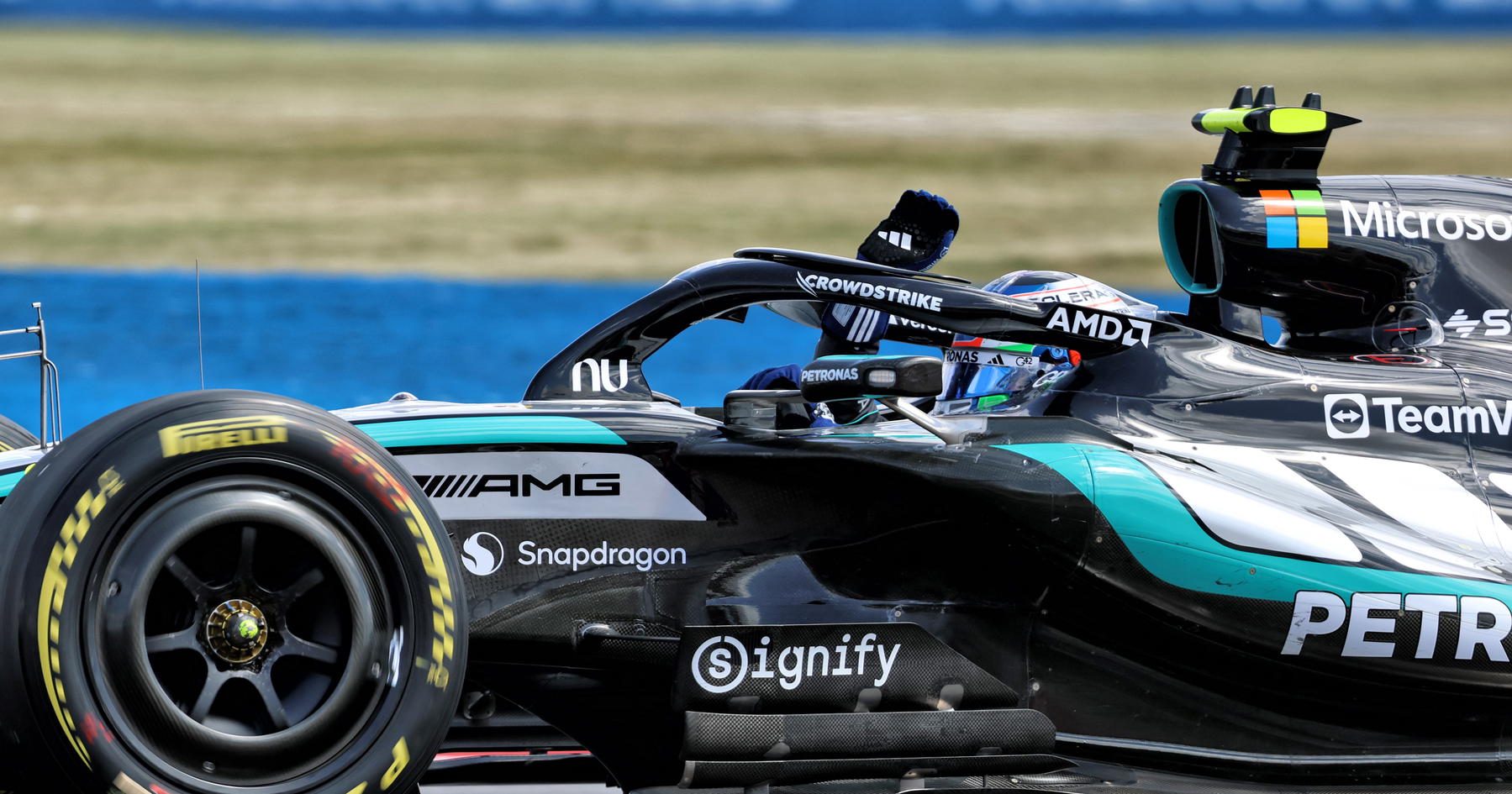 Kimi Antonelli dissects intense Lewis Hamilton battle: 'I used everything' source thumbnail